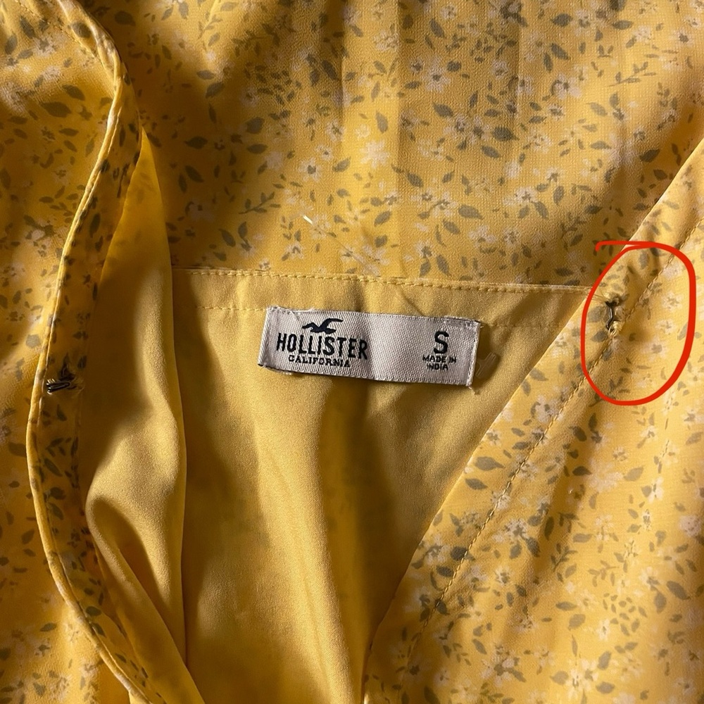 Hollister Yellow Floral Dress - Picture 4 of 4